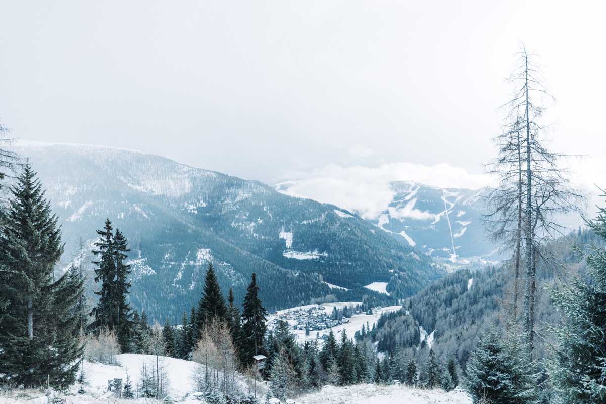 Der UNESCO Biosphärenpark Nockerbe bietet Sommer wie Winter viele Möglichkeiten um alpine Sportarten zu betreiben.