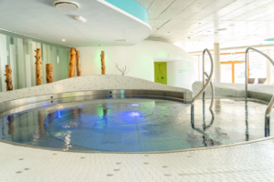 Whirpool at the thermal spa Römerbad, part of the wellness area.